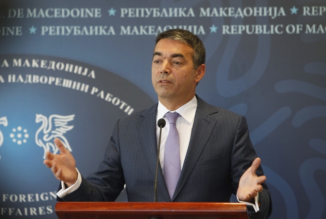 Ντιμιτρόφ: Αν δεν επιτευχθεί το κατώτατο όριο συμμετοχής στο δημοψήφισμα, η διαδικασία θα επιστρέψει στη Βουλή