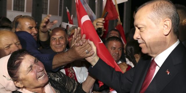 Ερντογάν: Ο Γκιουλέν θέλει να κάνει πραξικόπημα στο Κιργιστάν