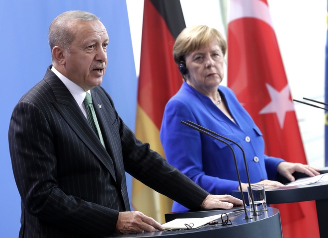“Πήγαινε στο ΔΝΤ για βοήθεια όχι στο Βερολίνο”- “Χαστούκι” στον Ερντογάν από Γερμανό πολιτικό τουρκικής καταγωγής