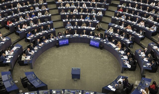 Ευρωκοινοβούλιο: Σε ψηφοφορία το κοινό ψήφισμα για τις πυρκαγιές στο Μάτι