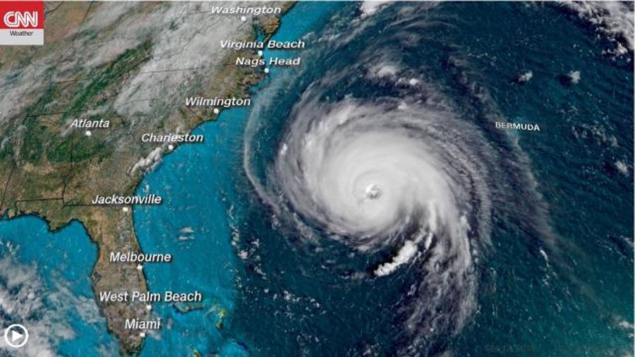 Florence: Συγκλονιστικά καρέ πάνω από το μάτι του τυφώνα