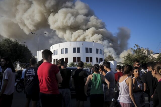 Υπό έλεγχο η φωτιά στο Πανεπιστήμιο Ηρακλείου