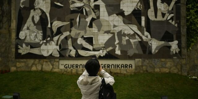 Σαν σήμερα η Γκουέρνικα επιστρέφει στην Ισπανία