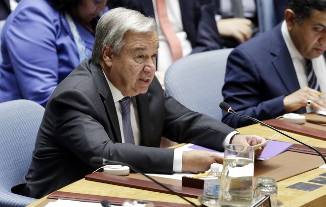 Ο Γκουτέρες “καταδικάζει σθεναρά” τους βομβαρδισμούς που πλήττουν αμάχους και νοσοκομεία στη Συρία