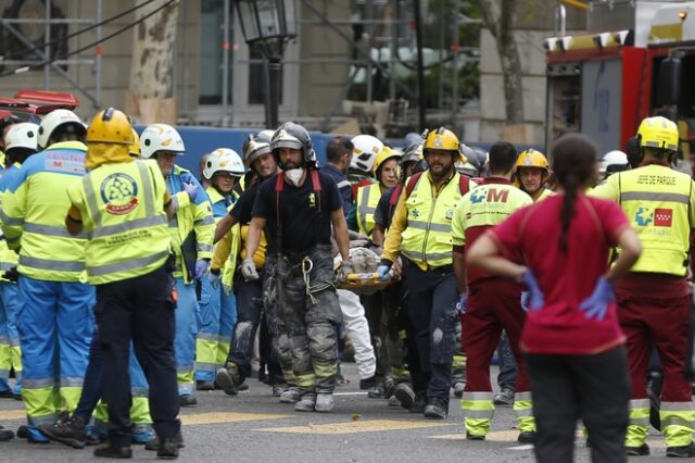 Ισπανία: Ένας νεκρός, 10 τραυματίες από κατάρρευση σκαλωσιάς σε πολυτελές ξενοδοχείο