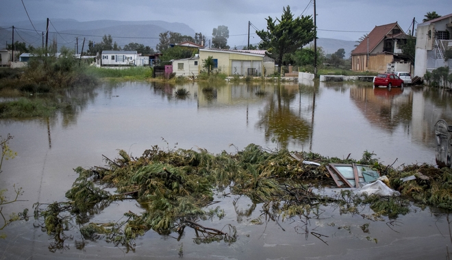Κυκλώνας Ζορμπάς: Τρεις αγνοούμενοι στο Μαντούδι – Μετρούν τις πληγές τους Εύβοια, Κόρινθος