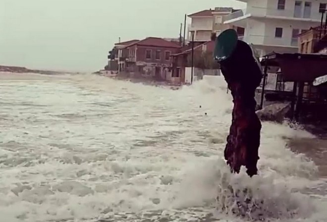 Κυκλώνας Ζορμπάς: Πού αναμένονται τις επόμενες ώρες έντονα καιρικά φαινόμενα