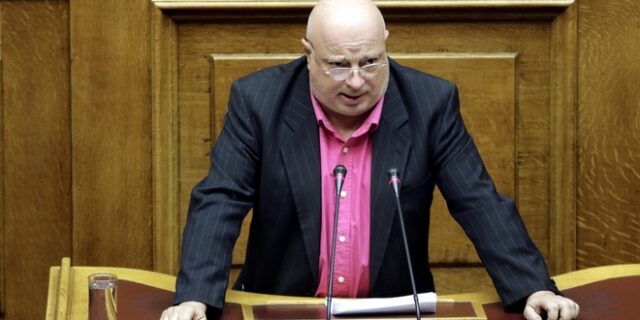 Βουλευτής της Ένωσης Κεντρώων καταγγέλει ότι του ζήτησαν να πληρώσει είσοδο στη ΔΕΘ