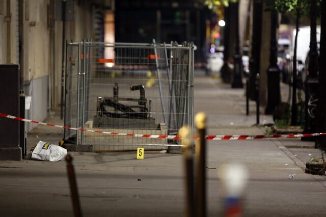 Επίθεση με σιδηρολοστό και μαχαίρι στο Παρίσι – 7 τραυματίες, οι 4 σοβαρά