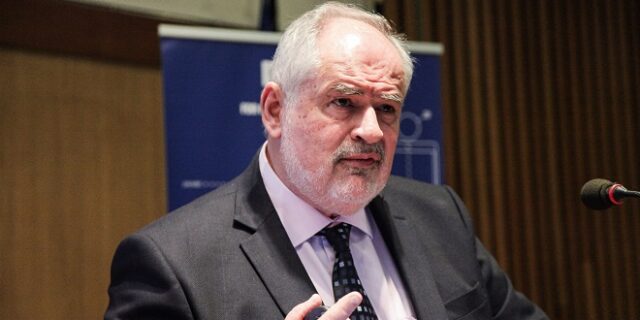 Κ.Φωτάκης: Βάζουμε φρένο στην έλλειψη προοπτικών σταδιοδρομίας