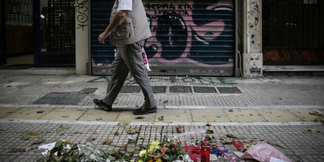 Θάνατος Ζακ Κωστόπουλου: Τα αποτυπώματα που δεν βρήκαν στο μαχαίρι και οι καταγγελίες για την ΕΛΑΣ