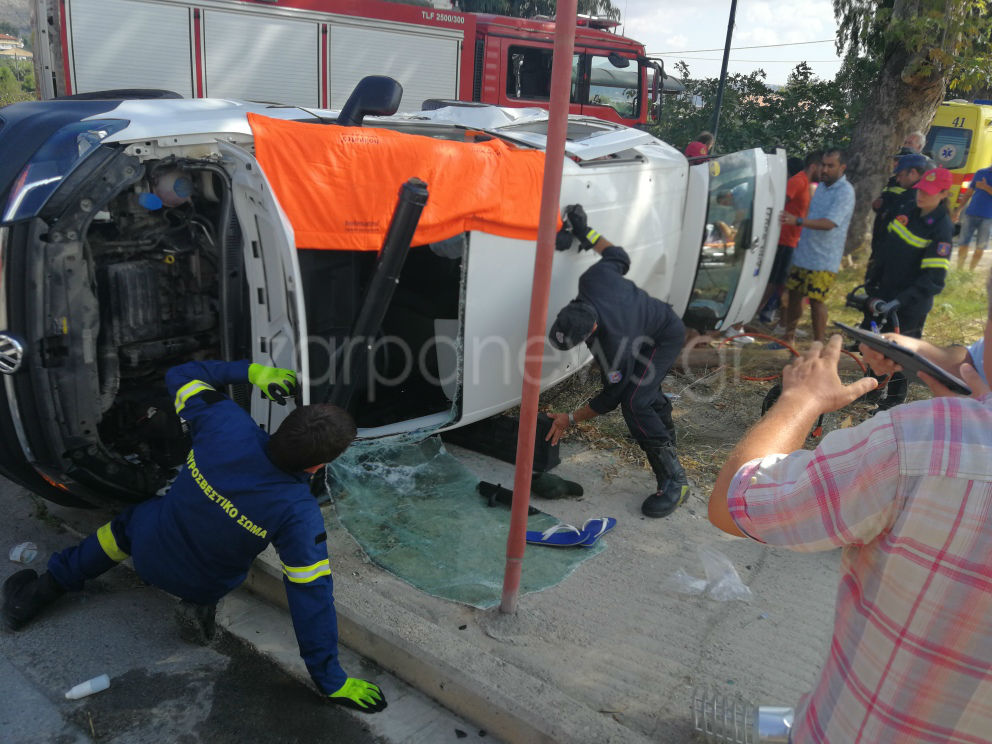 Σοβαρό τροχαίο στα Χανιά με δύο οχήματα, 10 εμπλεκόμενους και τέσσερις τραυματίες