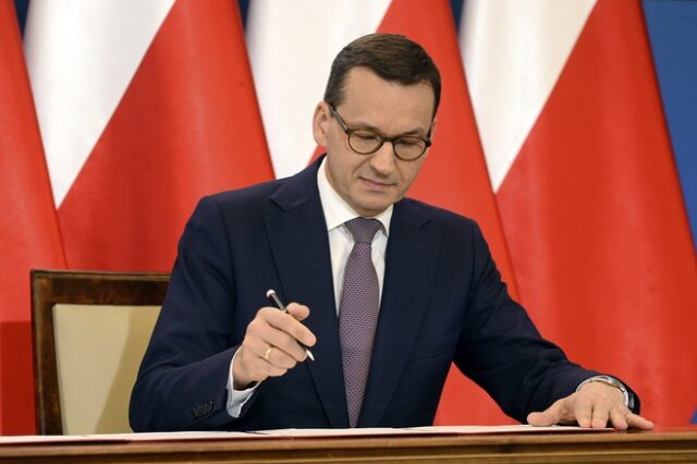 Πολωνία: Στα 522 ευρώ (μικτά) ανεβαίνει ο κατώτατος μισθός