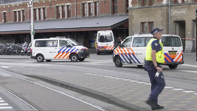 Ολλανδία: Απετράπη “μεγάλη τρομοκρατική επίθεση” – Επτά συλλήψεις