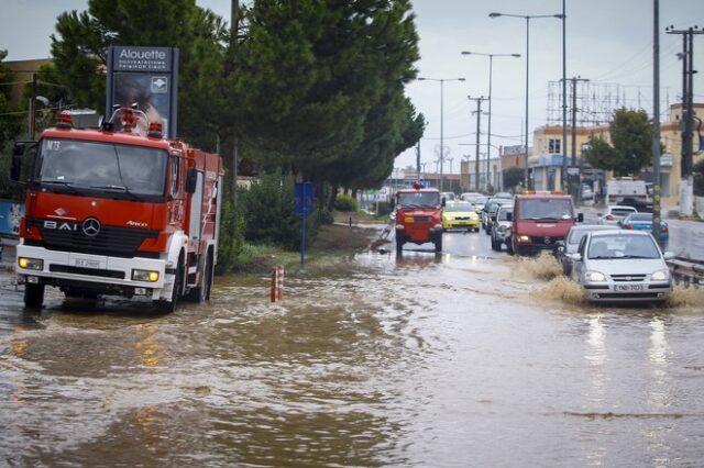 Κυκλώνας Ζορμπάς: 1.300 κλήσεις στην πυροσβεστική για βοήθεια