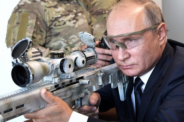 Εντολή Πούτιν για “έξυπνους” πυραύλους και πολεμοφόδια