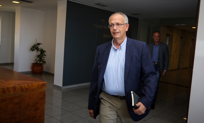 Ρήγας: “Δεν ξεπουλάμε εμείς τη χώρα, όπως άλλοι έχουν κάνει”