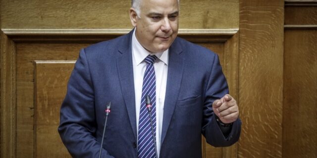 Σαρίδης: Δεν δίνω ψήφο εμπιστοσύνης στην κυβέρνηση
