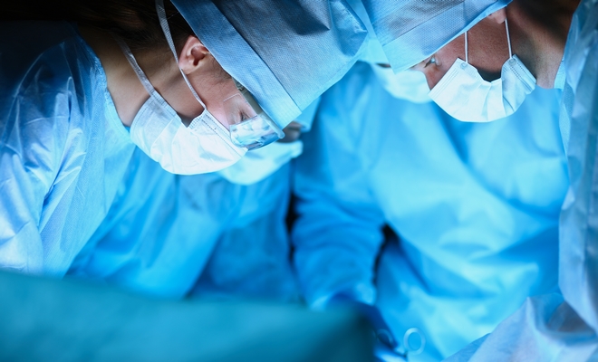 ΗΠΑ: Πρώτη μεταμόσχευση νεφρού από μια οροθετική γυναίκα σε άλλον οροθετικό ασθενή