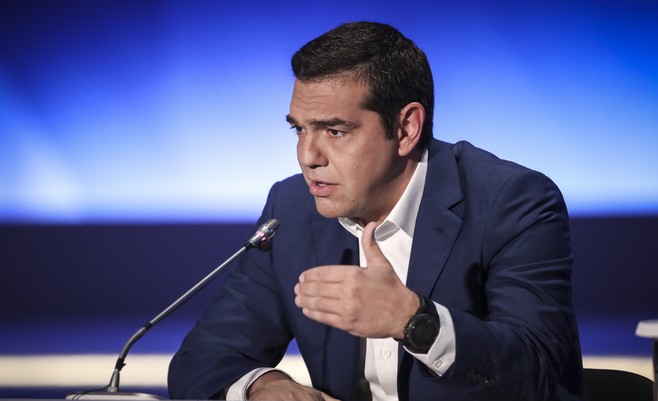 “Νεύμα” Τσίπρα για αφορολόγητο – Επίθεση σε Μητσοτάκη για σχέδιο Πινοσέτ