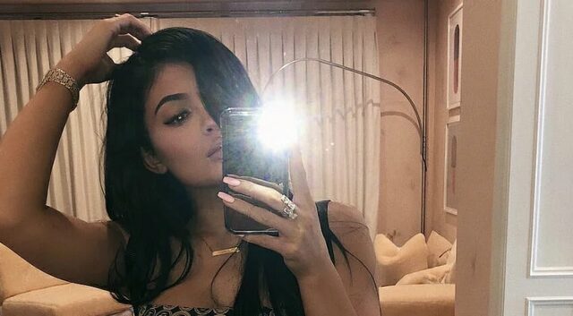 Kylie Jenner: Δεν θα πιστέψεις τι δοκίμασε για πρώτη φορά στα 21 της