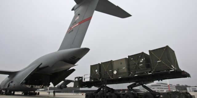 Οι ΗΠΑ “μετακομίζουν” στρατιωτικά στην Ελλάδα