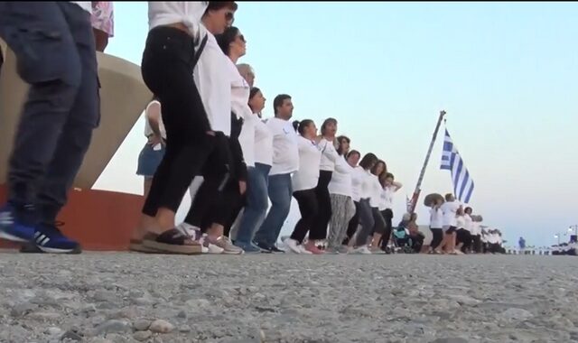 Ένα χασαποσέρβικο για Γκίνες στη Νέα Κίο