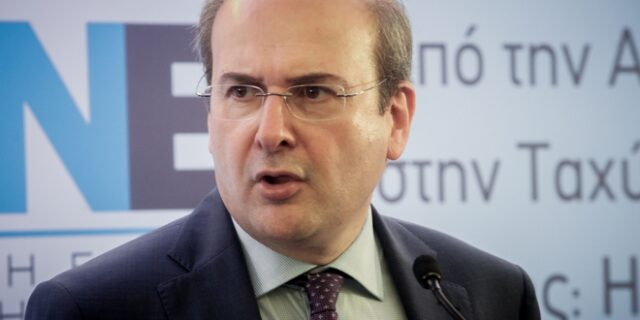 Χατζηδάκης: Ο Παπαγγελόπουλος λειτουργεί ως συνήγορος υπεράσπισης της ΧΑ στη δίκη