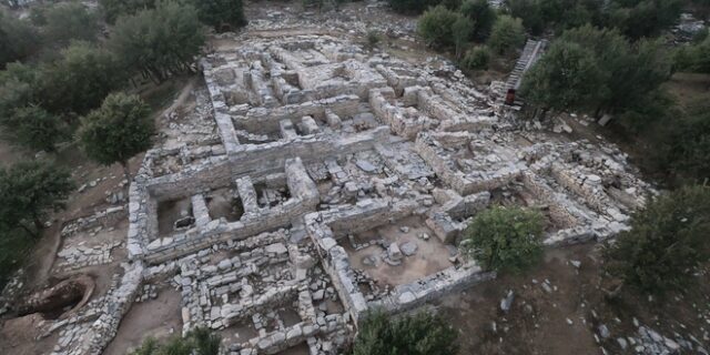 Κρήτη: Στο φως νέα ευρήματα από το Μινωικό ανάκτορο στη Ζώμινθο