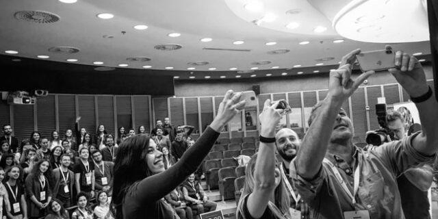 Οι Έλληνες ομογενείς βοηθούν να χτίσουμε το μέλλον των νέων της χώρας