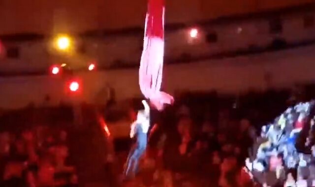 Ακροβάτης σε τσίρκο “σκάει” στο έδαφος πέφτοντας από ύψος 5 μέτρων