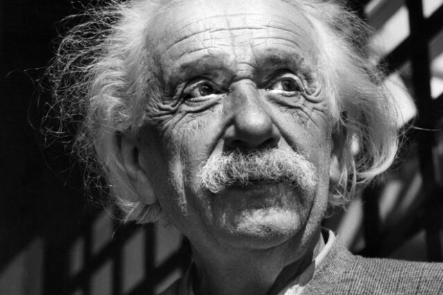 Το “γράμμα του Θεού” του Αϊνστάιν πωλήθηκε σε δημοπρασία για 3 εκατ. δολάρια