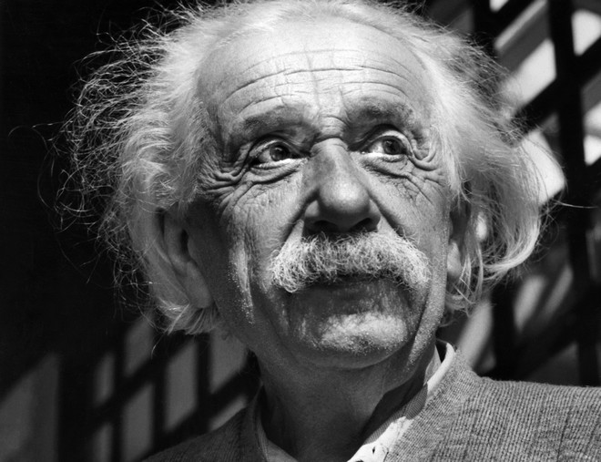 Σαν σήμερα γεννήθηκε ο Αϊνστάιν: “Το σχολείο είναι καψόνι για ανεγκέφαλους”