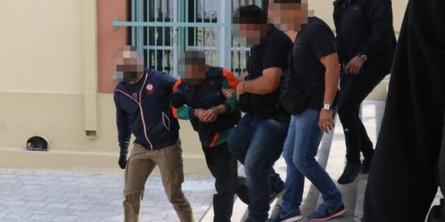 “Φονιά θα το πληρώσεις”: Στον ανακριτή ο καθ’ομολογίαν δολοφόνος της 53χρονης