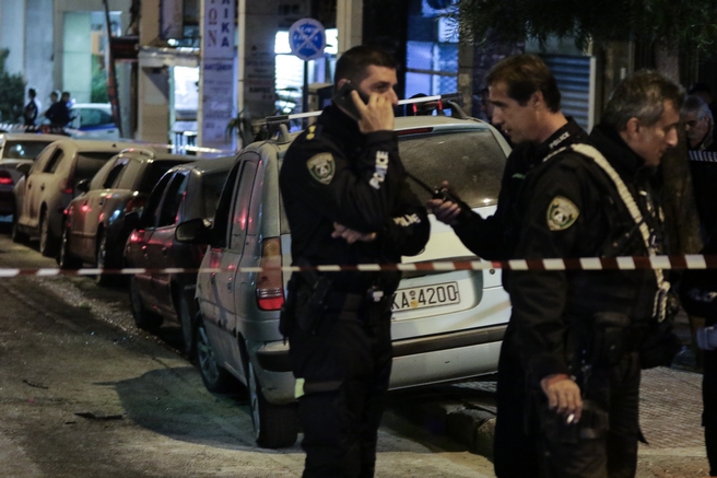 Συλλήψεις στη Γλυφάδα για κλοπές σε σταθμευμένα αυτοκίνητα