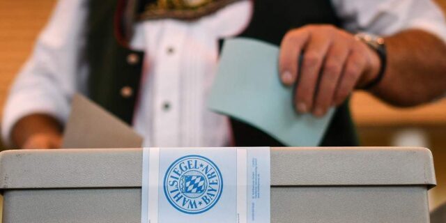 Εκλογές στη Βαυαρία: “Οι ευρωσκεπτικιστές τρίτη δύναμη πανευρωπαϊκά”