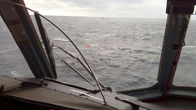 Βυθίστηκε πλοίο με οκταμελές πλήρωμα στη Μαύρη θάλασσα