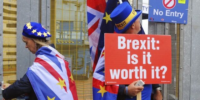 Brexit: Θετικοί Γιούνκερ και Τουσκ για συμφωνία ΕΕ – Λονδίνου