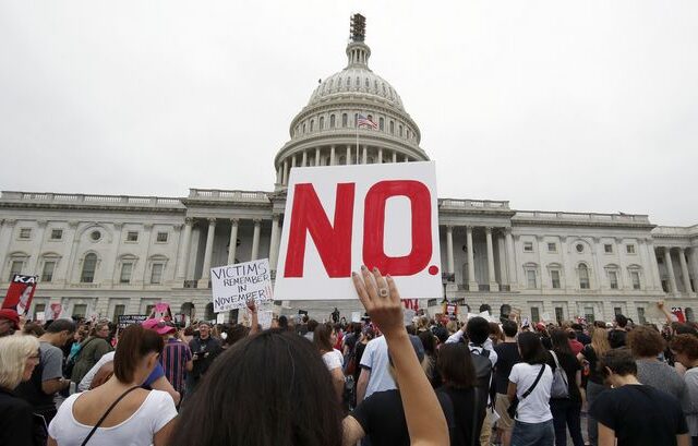 Κογκρέσο: Σε κλοιό διαδηλωτών πριν την ψηφοφορία για τον διορισμό του Μπρετ Κάβανο