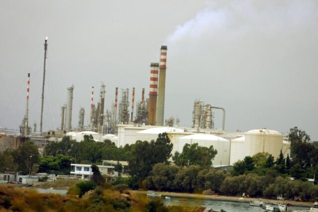 Βοσνία: Ένας νεκρός από την έκρηξη στο διυλιστήριο