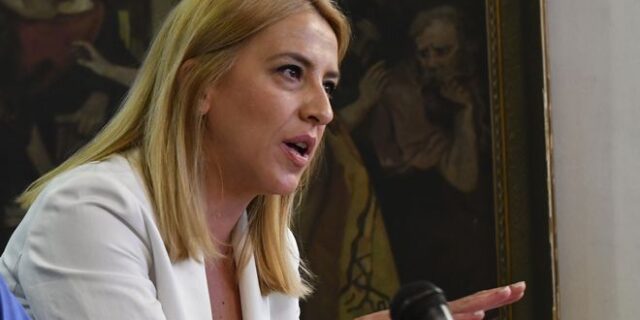 Δούρου “καρφώνει” Φίλη – Ζητά προγραμματικό συνέδριο για τη νέα αριστερά