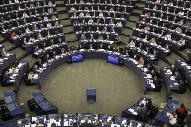 Το Ευρωπαϊκό κοινοβούλιο συζητά για τη νεοφασιστική βία