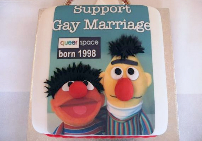 Υπόθεση “gay cake”: Μια τούρτα με τους ήρωες του “Σουσάμι Άνοιξε” δίχασε τη Β. Ιρλανδία