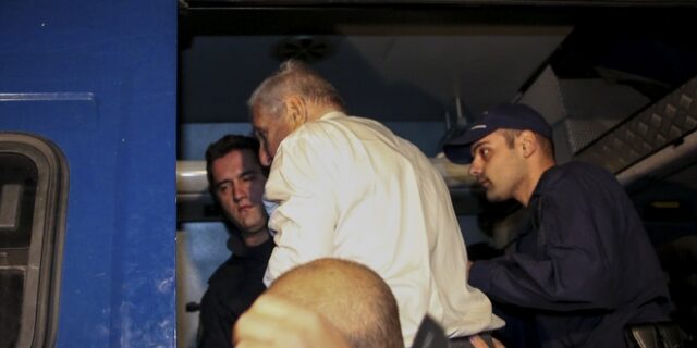 Οι αντιδράσεις των κομμάτων στην προφυλάκιση Παπαντωνίου