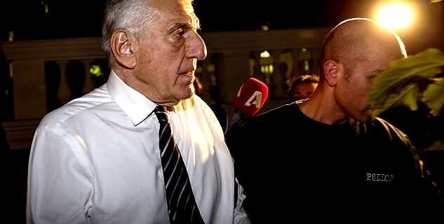 Σύγκρουση για το Γιάννο Παπαντωνίου: Απεταξάμην τον εκσυγχρονισμό