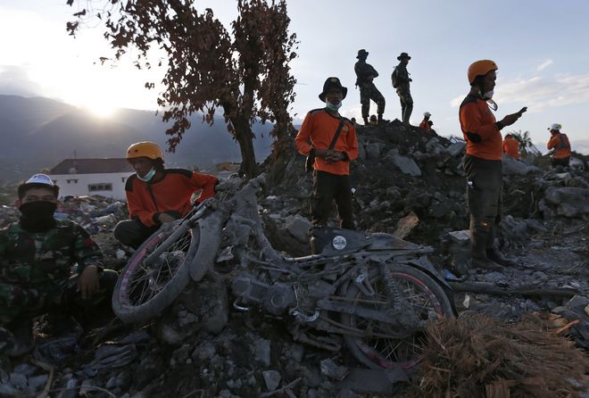 Σεισμός στην Ινδονησία: Στους 2.045 ανήλθαν οι νεκροί – Τερματίζεται αύριο η επιχείρηση διάσωσης