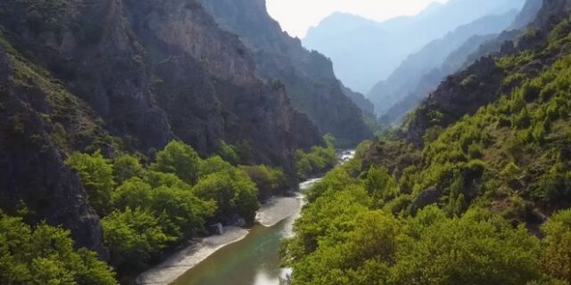 Βίντεο drone: Τόση ομορφιά χωράει μόνο στην Ήπειρο