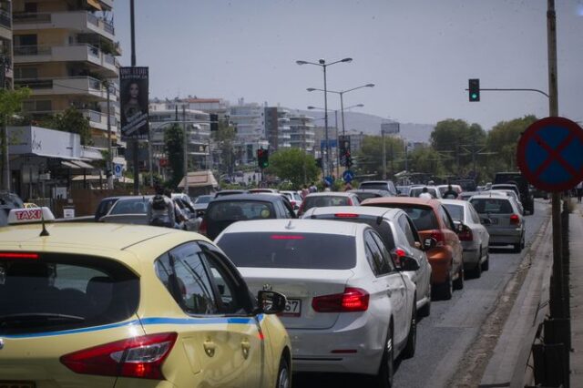 Κίνηση στους δρόμους της Αθήνας – Πού παρατηρούνται προβλήματα