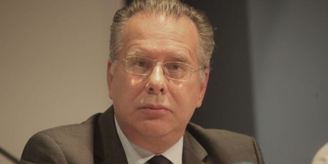 Κουμουτσάκος για πρόταση μομφής: Η ΝΔ θα εξαντλήσει κάθε συνταγματικό μέσο