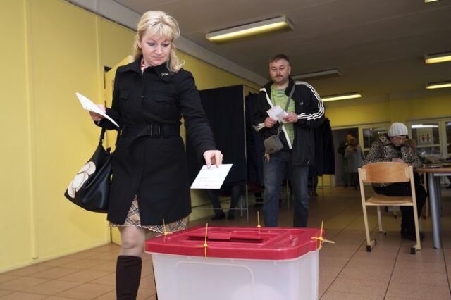 Εκλογές στη Λετονία: Τα exit poll δείχνουν φιλοευρωπαϊκή ψήφο